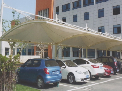 膜結(jié)構(gòu)汽車棚